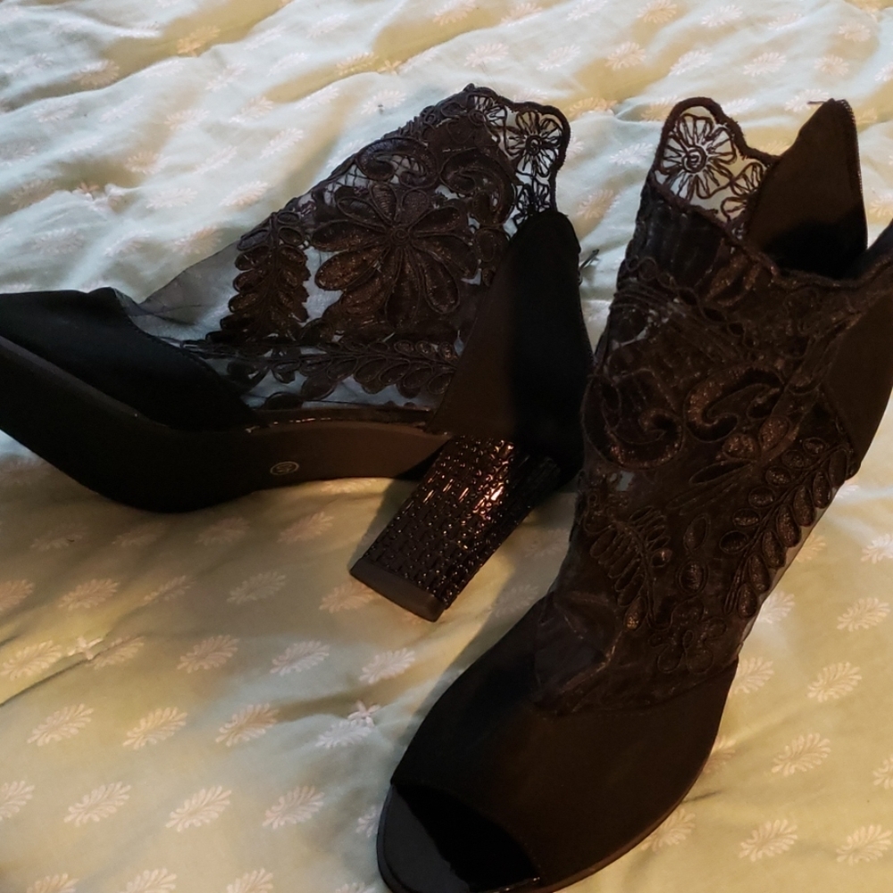 Black lace heels
